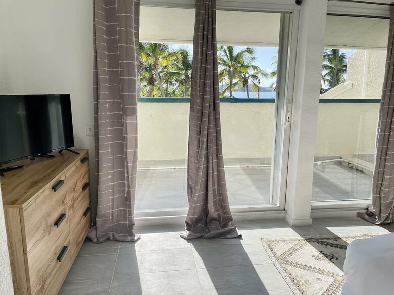 Elegant Coastal Living with Resort-Style Amenities - St Thomas, Virgin Islands, U.S.
