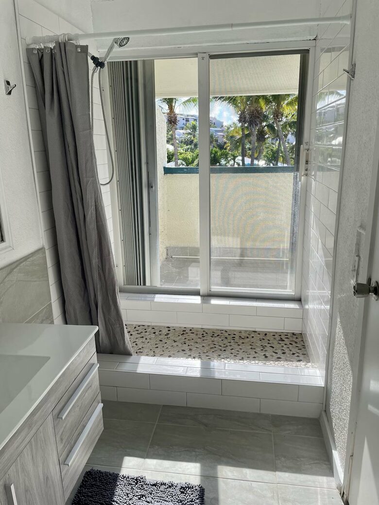 Elegant Coastal Living with Resort-Style Amenities - St Thomas, Virgin Islands, U.S.