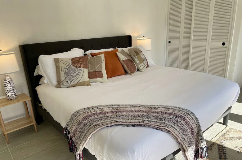 Elegant Coastal Living with Resort-Style Amenities - St Thomas, Virgin Islands, U.S.