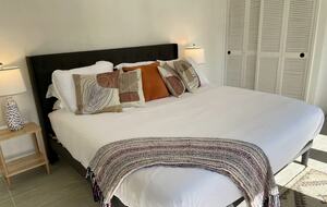 Elegant Coastal Living with Resort-Style Amenities - St Thomas, Virgin Islands, U.S.