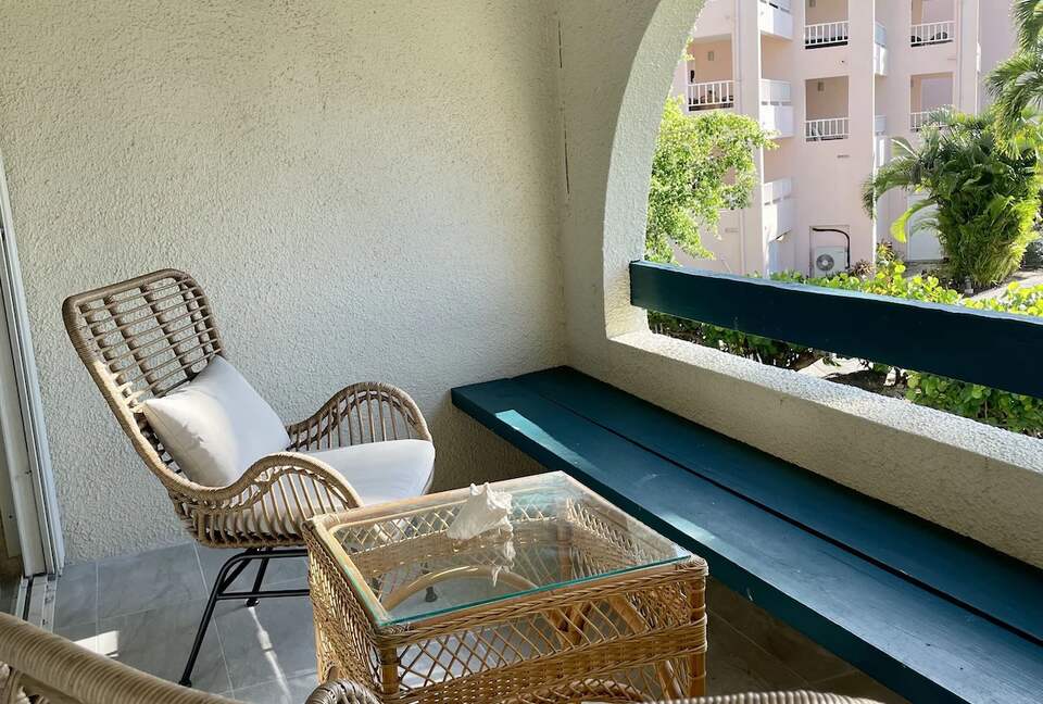 Elegant Coastal Living with Resort-Style Amenities - St Thomas, Virgin Islands, U.S.