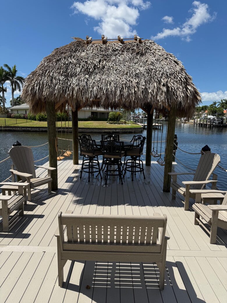 Elegant Canalfront Escape in Cape Coral - Cape Coral, Florida
