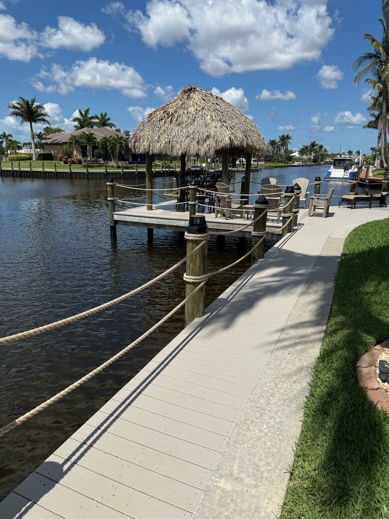 Elegant Canalfront Escape in Cape Coral - Cape Coral, Florida