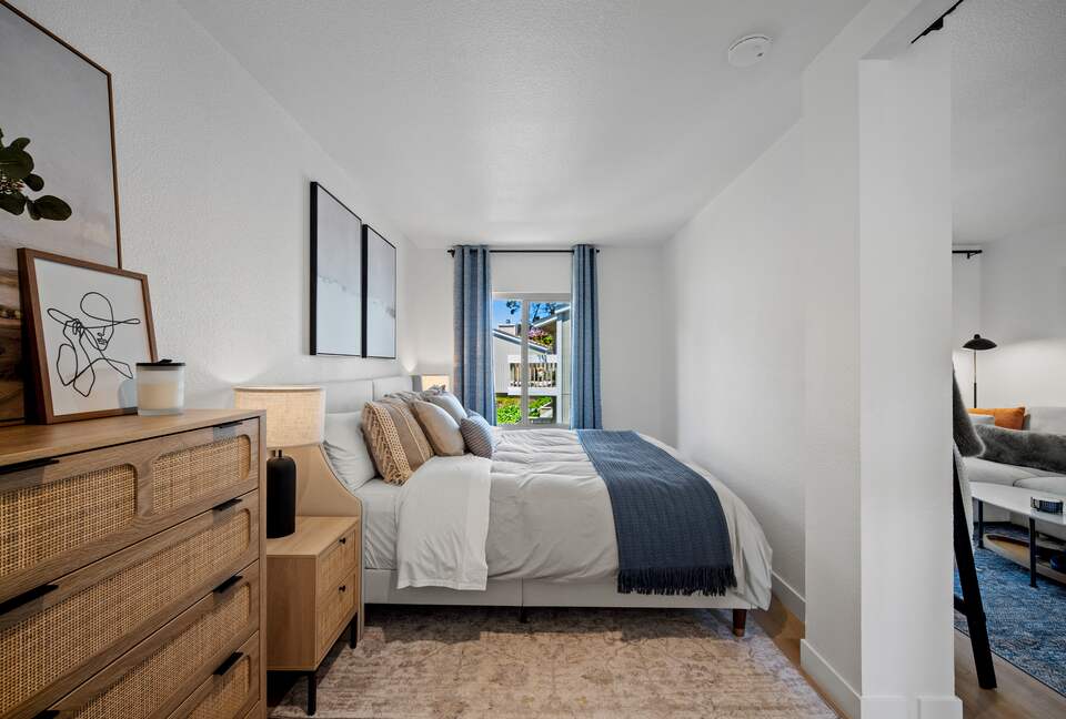 Modern Coastal Escape In Monterey Near Carmel - Monterey, California