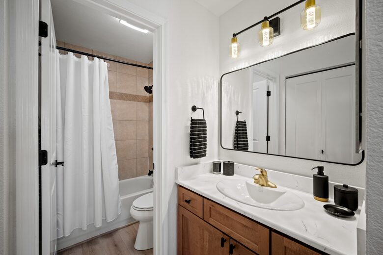 Modern Coastal Escape In Monterey Near Carmel - Monterey, California