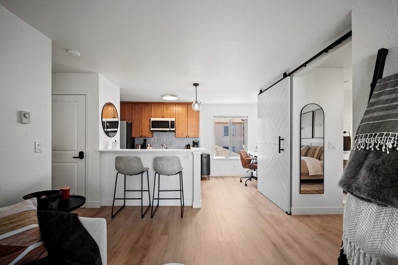 Modern Coastal Escape In Monterey Near Carmel - Monterey, California