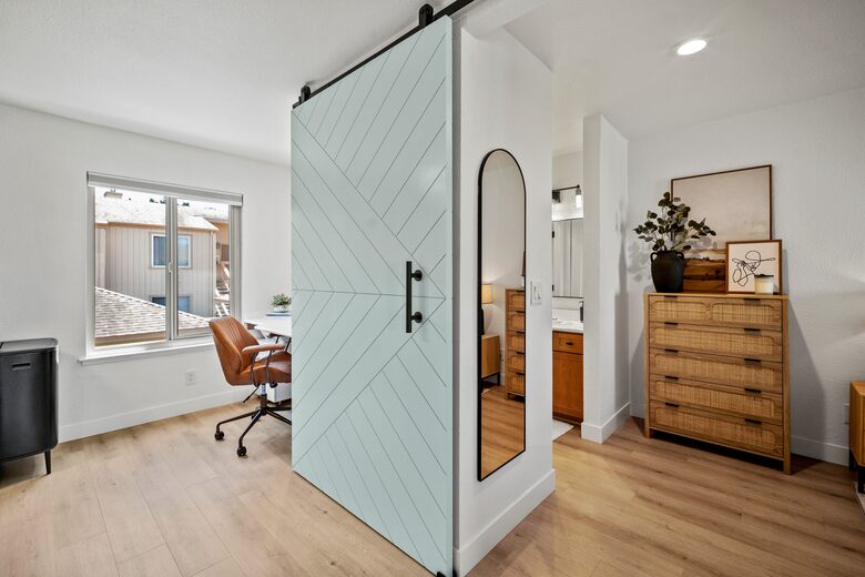 Modern Coastal Escape In Monterey Near Carmel - Monterey, California
