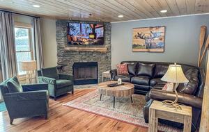 Elegant Escape in the Heart of the Adirondacks - Inlet, New York