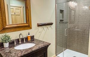 Elegant Escape in the Heart of the Adirondacks - Inlet, New York