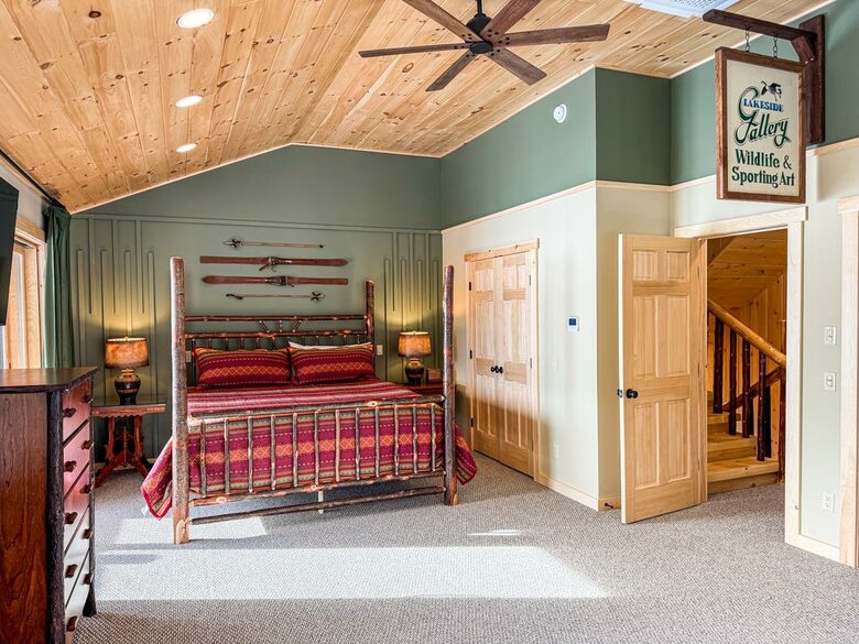 Elegant Escape in the Heart of the Adirondacks - Inlet, New York