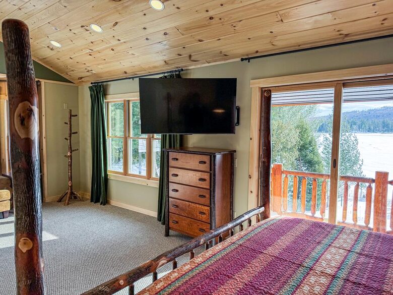 Elegant Escape in the Heart of the Adirondacks - Inlet, New York