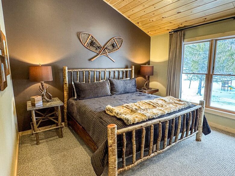Elegant Escape in the Heart of the Adirondacks - Inlet, New York