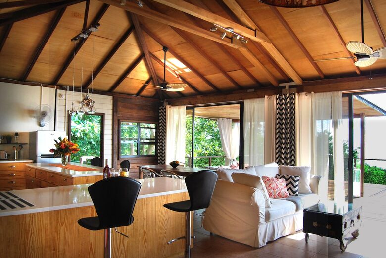 Clifftop Escape with Ocean Views and Private Pool - Vieux Fort, Saint Lucia