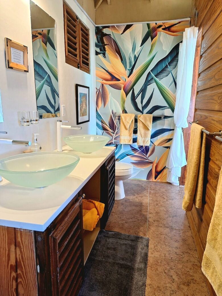 Clifftop Escape with Ocean Views and Private Pool - Vieux Fort, Saint Lucia