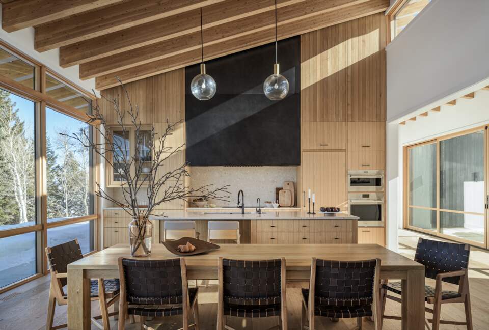 Contemporary Mountain Elegance in Victor’s Scenic Teton Valley - 45 minutes from Jackson Hole - Victor, Idaho