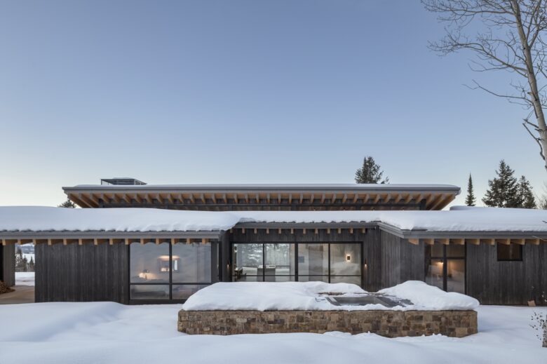Contemporary Mountain Elegance in Victor’s Scenic Teton Valley - 45 minutes from Jackson Hole - Victor, Idaho