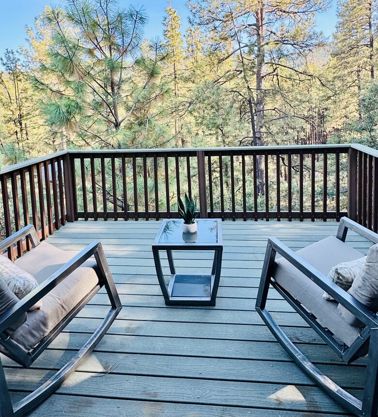 Top level deck with panoramic views