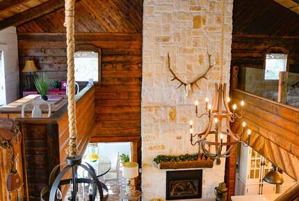 Whispers in the Pines | A Cozy Prescott Forest Retreat - Prescott, Arizona