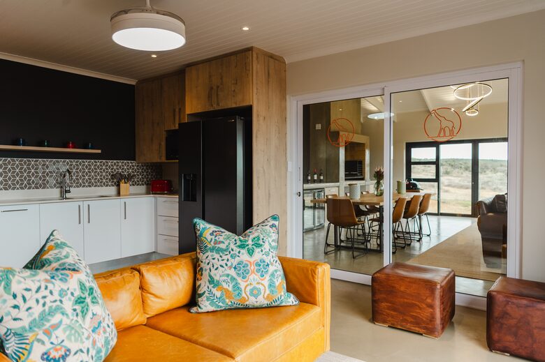 Exclusive Off-Grid Lodge Near Addo National Park - Addo, South Africa