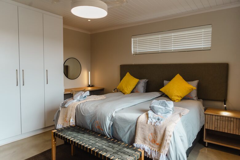 Exclusive Off-Grid Lodge Near Addo National Park - Addo, South Africa