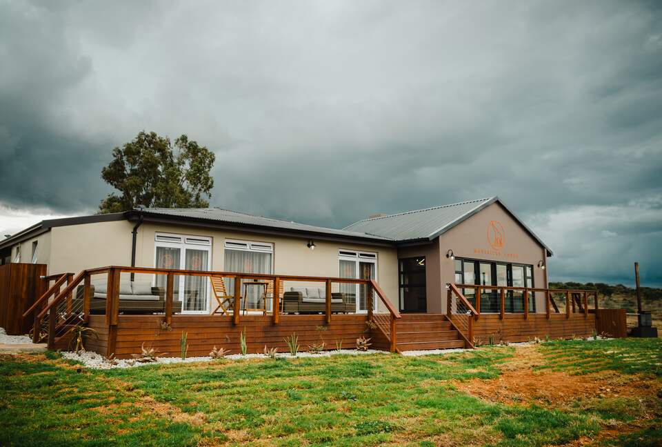 Exclusive Off-Grid Lodge Near Addo National Park - Addo, South Africa