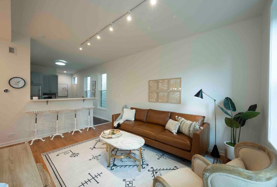 Stylish City Retreat in the Heart of Bucktown - Chicago, Illinois