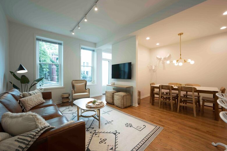 Stylish City Retreat in the Heart of Bucktown - Chicago, Illinois