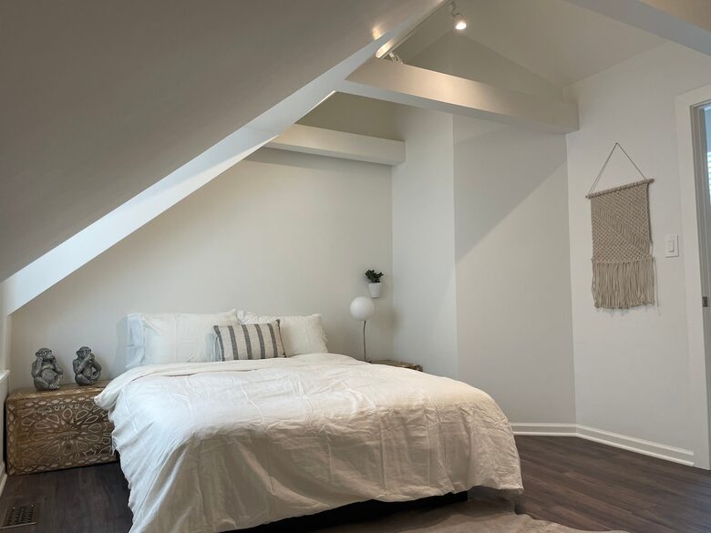 Stylish City Retreat in the Heart of Bucktown - Chicago, Illinois