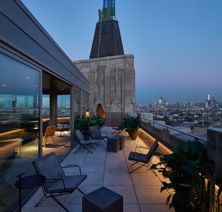 Stylish City Retreat in the Heart of Bucktown - Chicago, Illinois