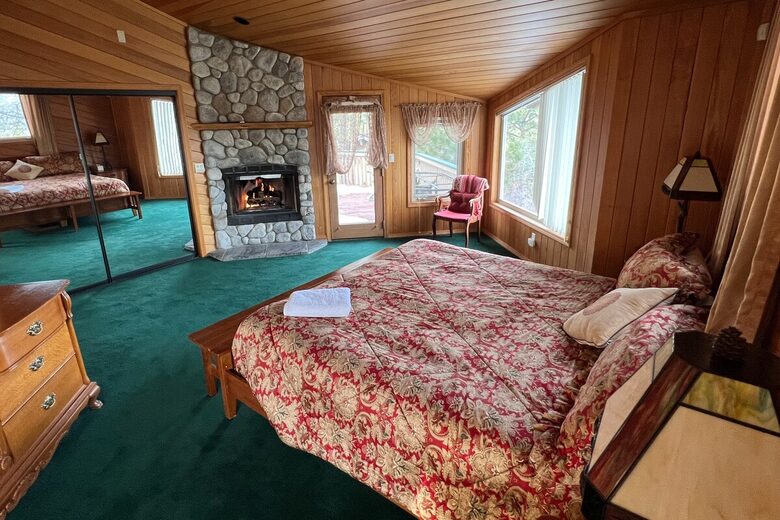 Elegant Big Bear Retreat on 2 Private Acres - Big Bear, California