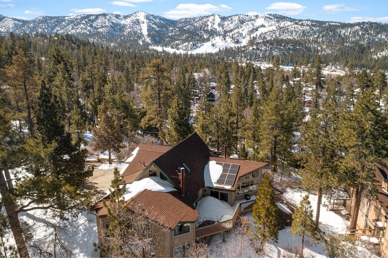 Elegant Big Bear Retreat on 2 Private Acres - Big Bear, California