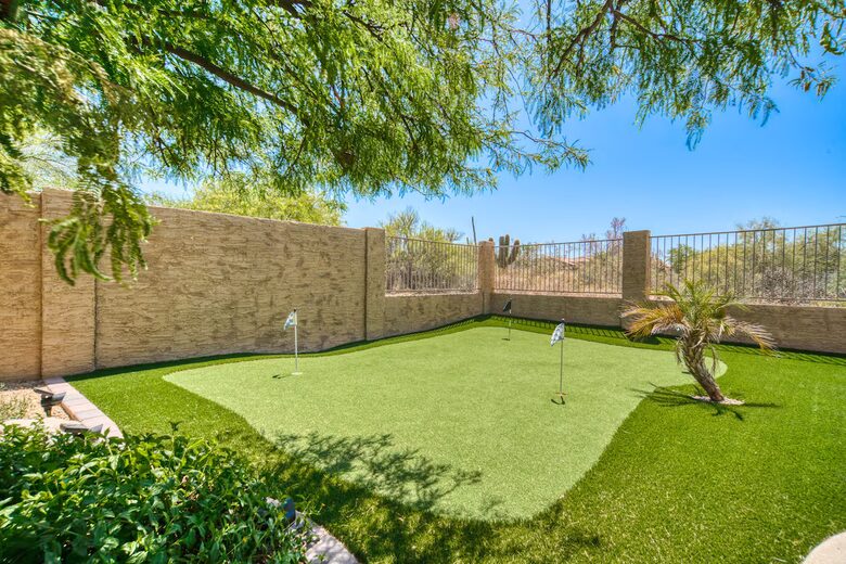 Tranquil Oasis with Putting Green & Outdoor Lounge - Scottsdale, Arizona