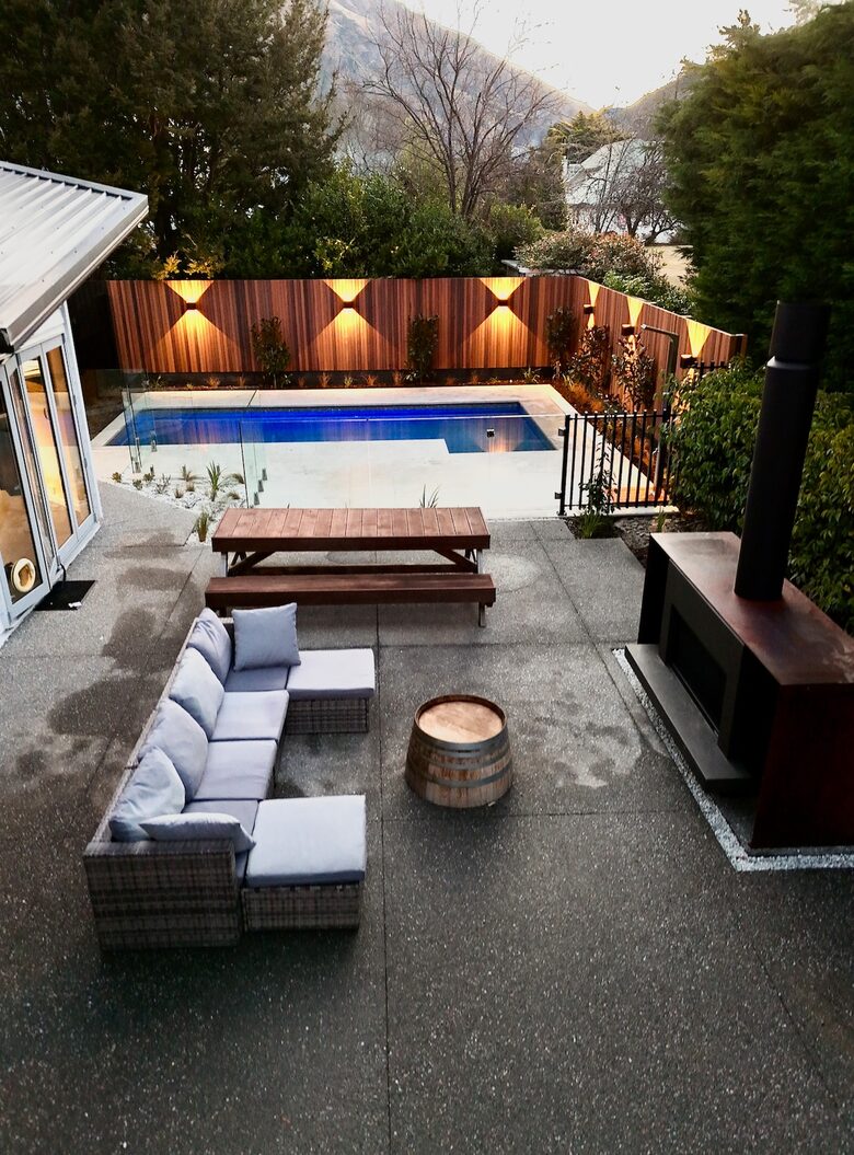 Architectural Retreat with Luxe Outdoor Oasis in Queenstown - Queenstown, New Zealand