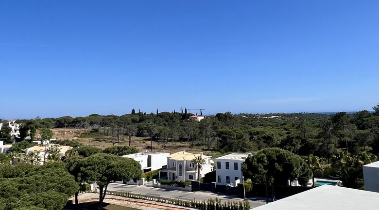 Elegant Modern Living in Vilas Alvas - Vale do Lobo, Portugal