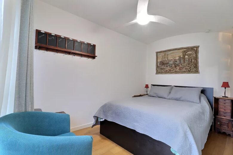 Stylish Apartment in the Heart of Paris - Paris, France