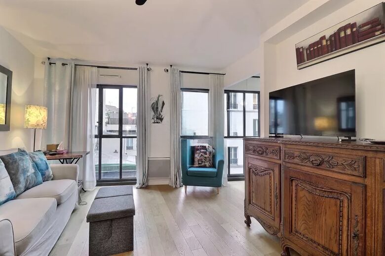 Stylish Apartment in the Heart of Paris - Paris, France