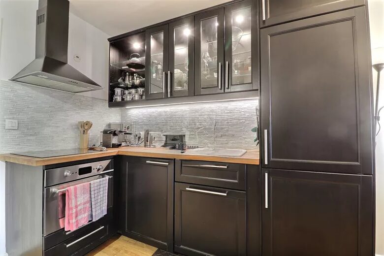 Stylish Apartment in the Heart of Paris - Paris, France