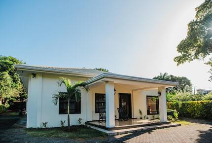 Private Managua Oasis with Sophisticated Outdoor Living - Managua, Nicaragua