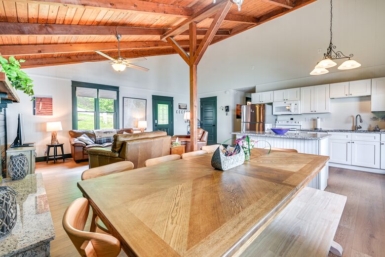 Charming Lakefront Escape with Private Dock & Hot Tub - Waverly, Tennessee