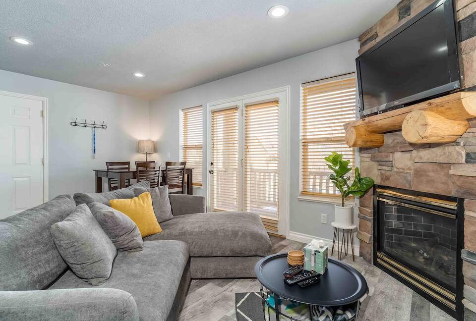 Cozy Mountain Escape 10 minutes from Powder Mountain Ski Resort! - Eden, Utah