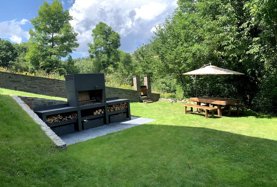 Sophisticated Mountain Retreat with Panoramic Pyrenees Views - Bolvir, Spain