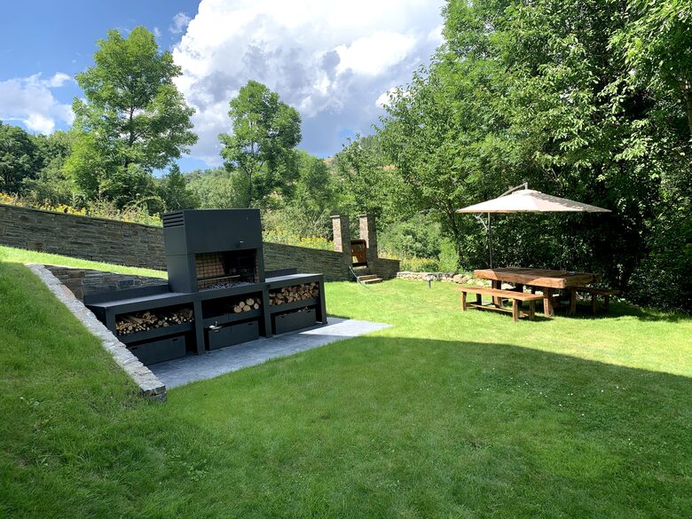 Sophisticated Mountain Retreat with Panoramic Pyrenees Views - Bolvir, Spain