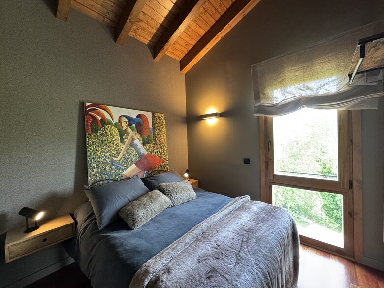 Sophisticated Mountain Retreat with Panoramic Pyrenees Views - Bolvir, Spain