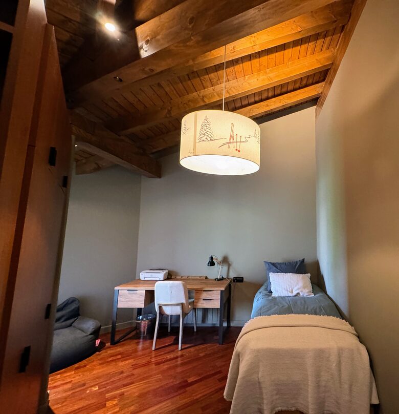 Sophisticated Mountain Retreat with Panoramic Pyrenees Views - Bolvir, Spain