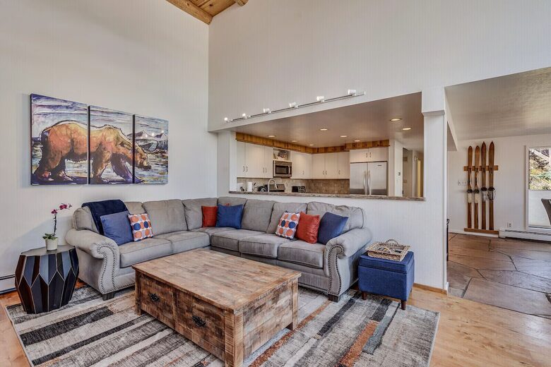 Alpine Charm with Direct Ski-In Access and Mountain Views - Snowmass Village, Colorado