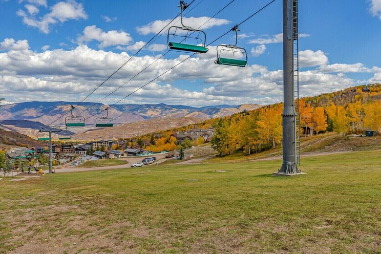 Alpine Charm with Direct Ski-In Access and Mountain Views - Snowmass Village, Colorado