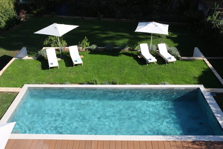 Elegant Mediterranean Retreat in Prestigious Cap d’Antibes - Cap d'Antibes, France