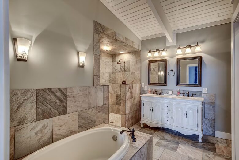 Stylish Lakeside Haven Near Nashville - Old Hickory, Tennessee