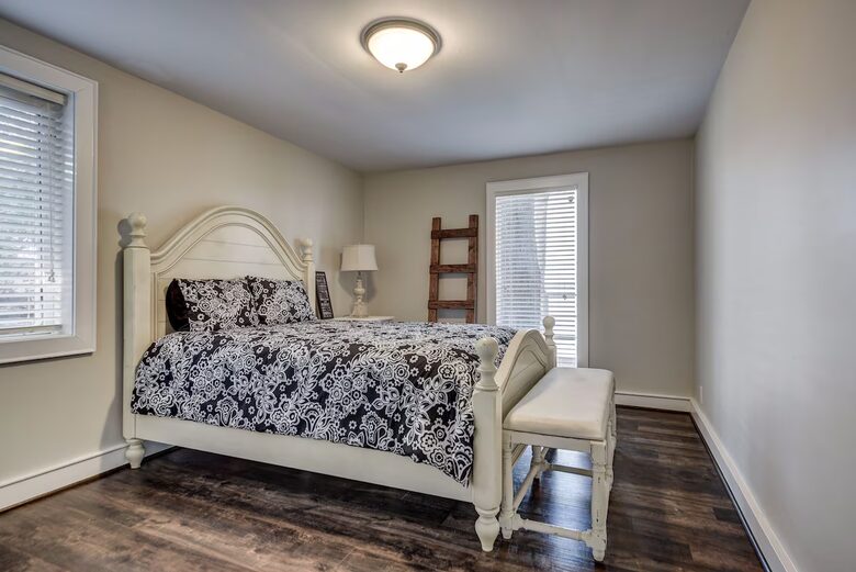 Stylish Lakeside Haven Near Nashville - Old Hickory, Tennessee