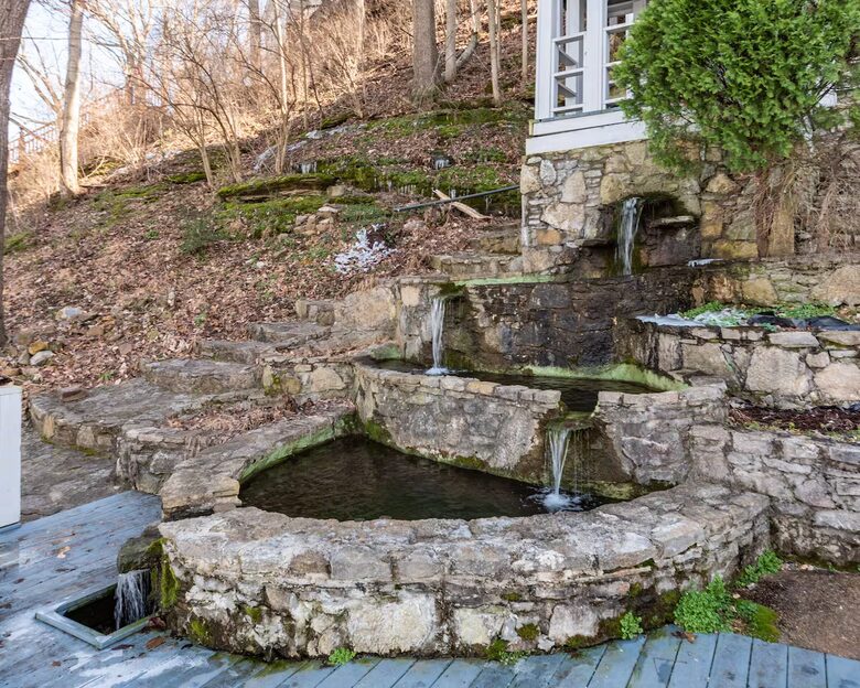 Stylish Lakeside Haven Near Nashville - Old Hickory, Tennessee